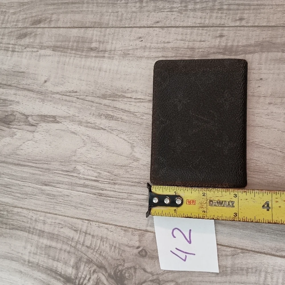Louis Vuitton 2 Card Holder/ ID Holder